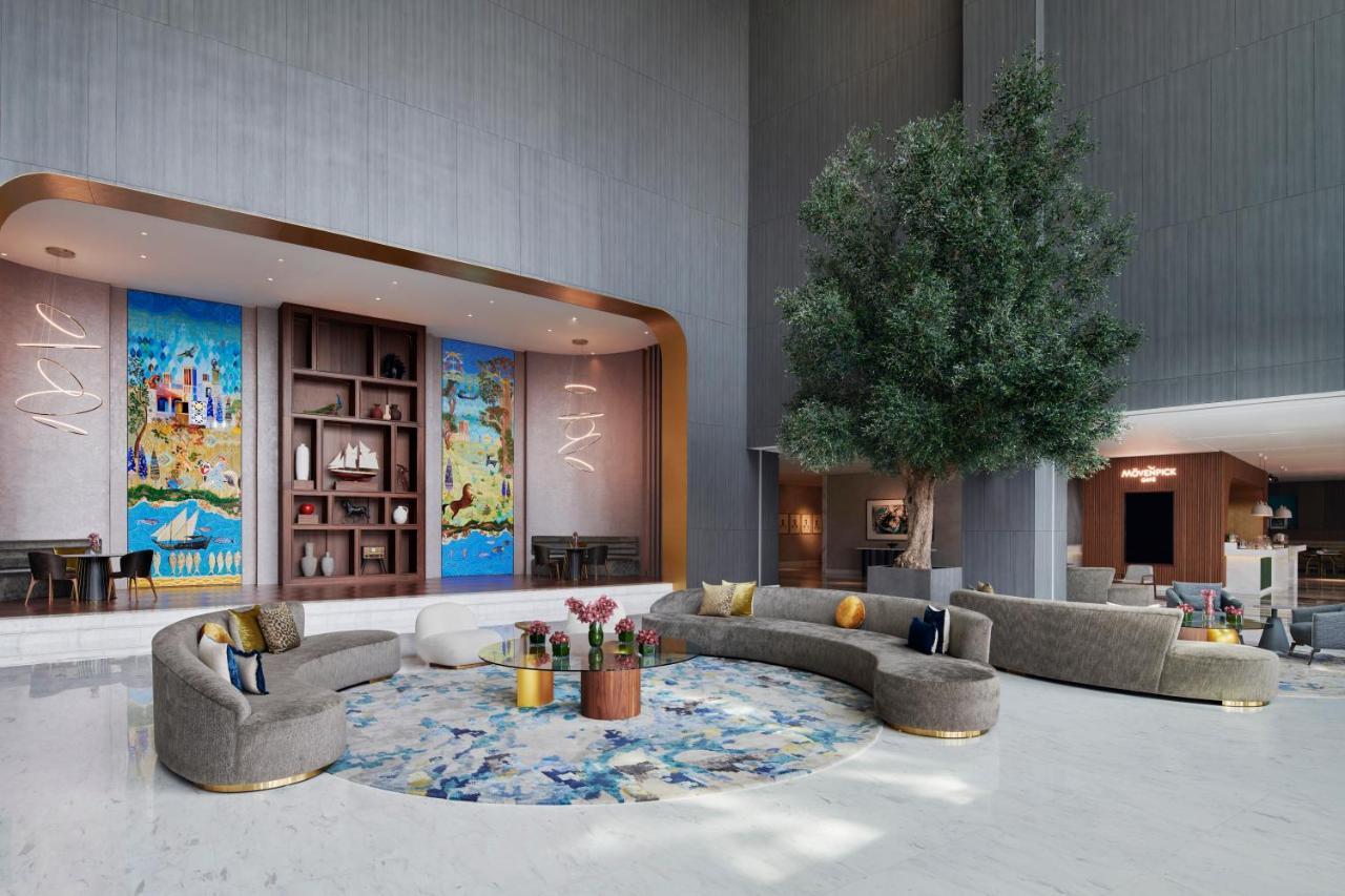 Movenpick Jumeirah Village Triangle Дубай Екстериор снимка The lobby of the hotel